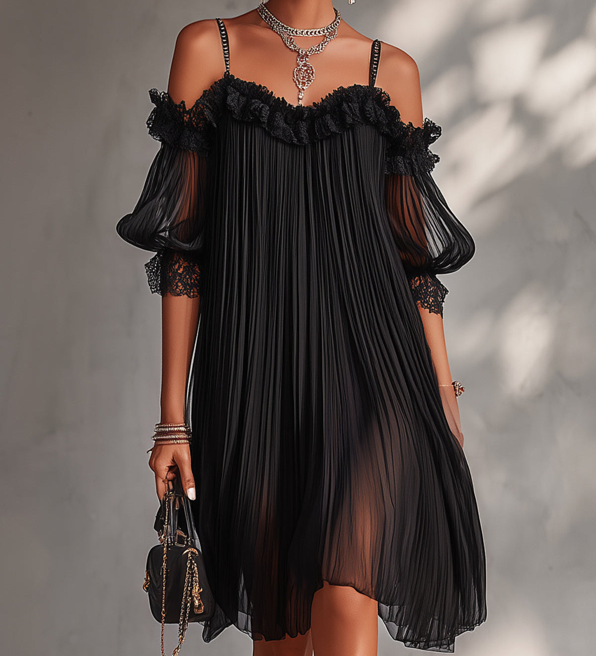 Hannelore – Schwarzes Spitzenkleid mit Chiffonärmeln