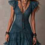 Elfriede – Blaues Spitzenkleid mit Volants