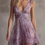 Dorothea – Lila Chiffonkleid mit Blumenprint