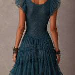 Elfriede – Blaues Spitzenkleid mit Volants