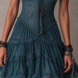 Elfriede – Blaues Spitzenkleid mit Volants