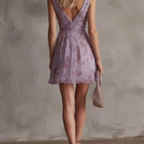 Dorothea – Lila Chiffonkleid mit Blumenprint