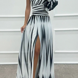 Hazel | Schulterfreies Streifendesign