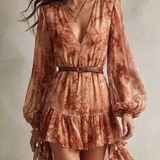 Ingeborg – Terrakotta-Kleid mit fliessendem Saum