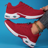 Atmungsaktive und rutschfeste Sneakers mit Polsterung