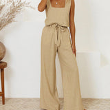 Megan - Minimalistisches Set mit Flared Pants