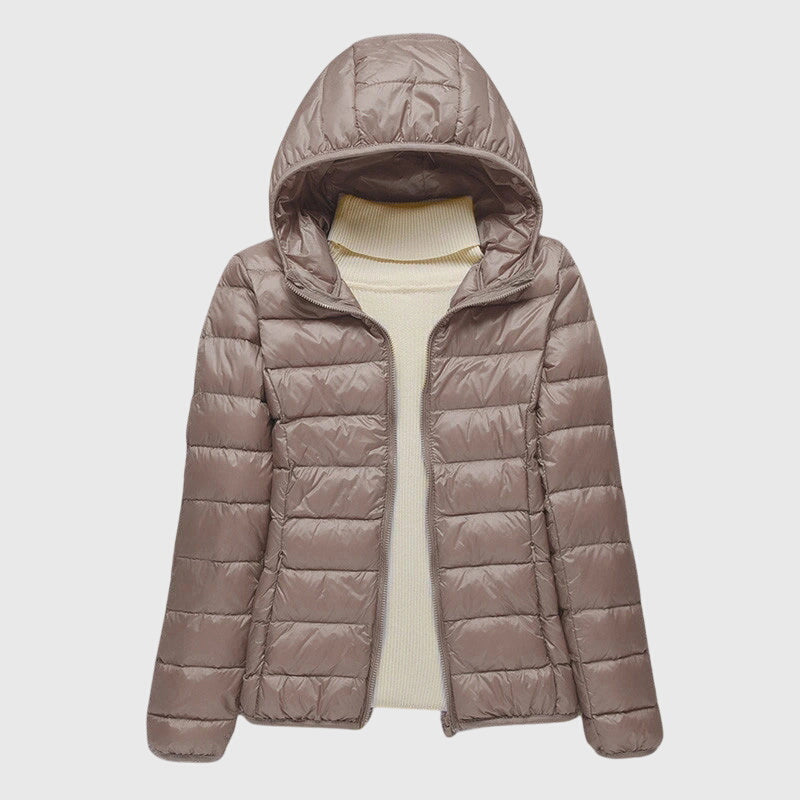 Lily – Taupefarbene Steppjacke mit Kapuze