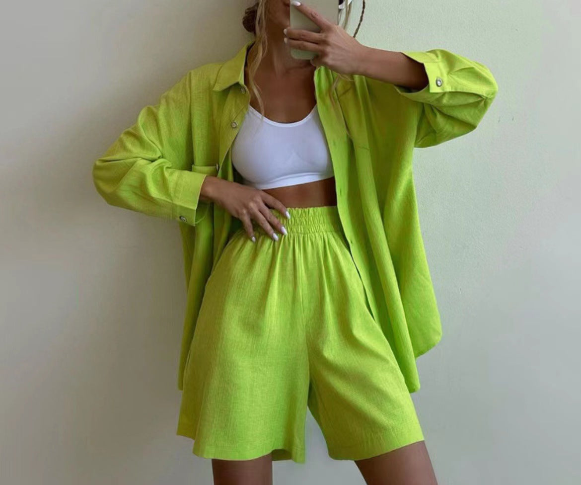 Jessica – Lindgrünes Set mit Oversize-Hemd