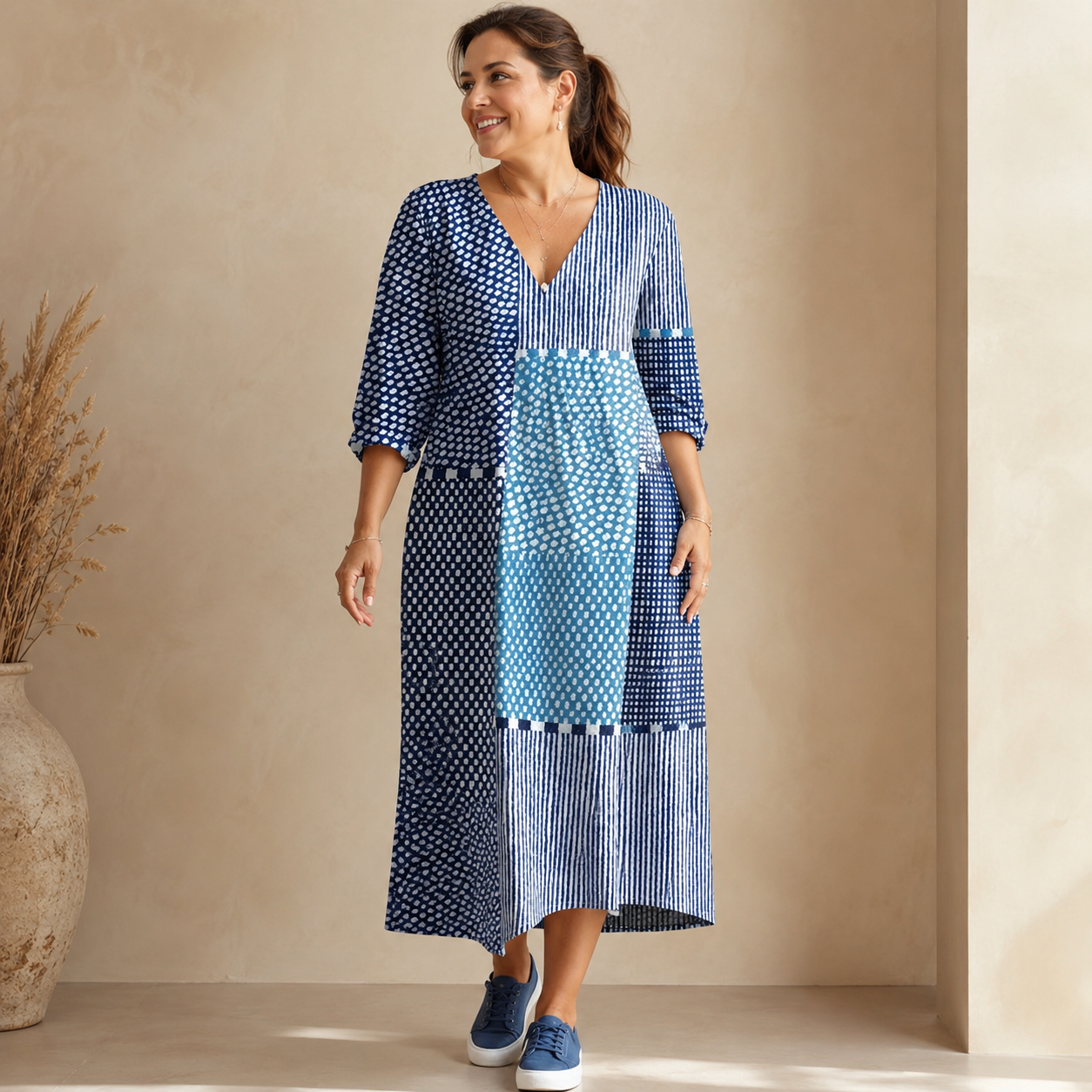 Simone – Blaues Kleid mit Kleinmuster