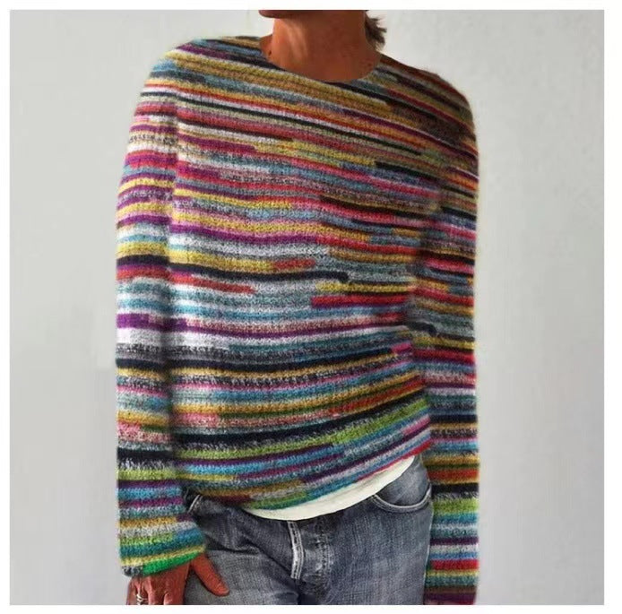Carola – Gestreifter Pullover in Regenbogenfarben