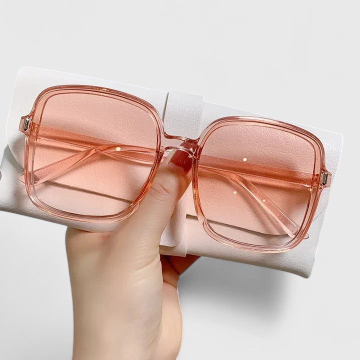 Emilia – Rosafarbene Oversize-Sonnenbrille mit Verlauf