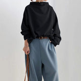Lisa | Elegant stand-up collar top