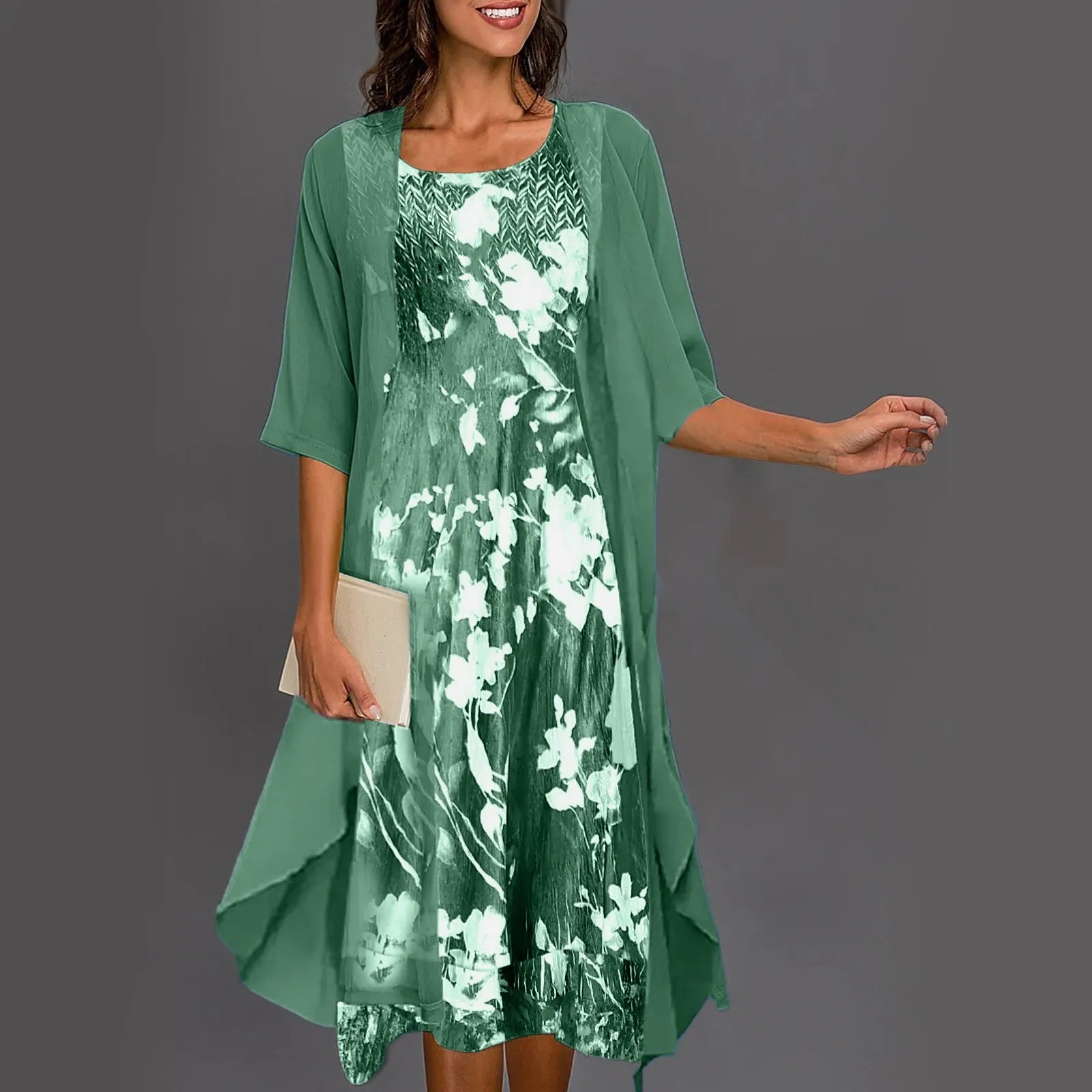 Anita – Blaues Blumenkleid mit Chiffonjacke