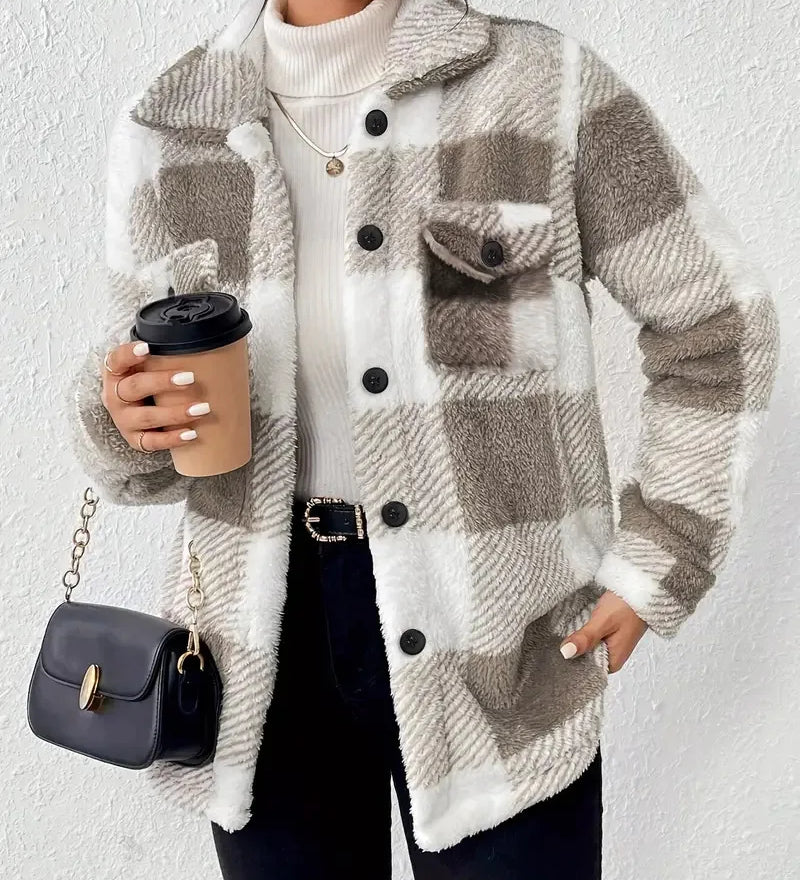 Matilda – Cremefarbene Hemdjacke mit Karomuster