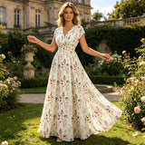 Amélie | Elegantes Kleid mit Blumenmuster und V-Ausschnitt