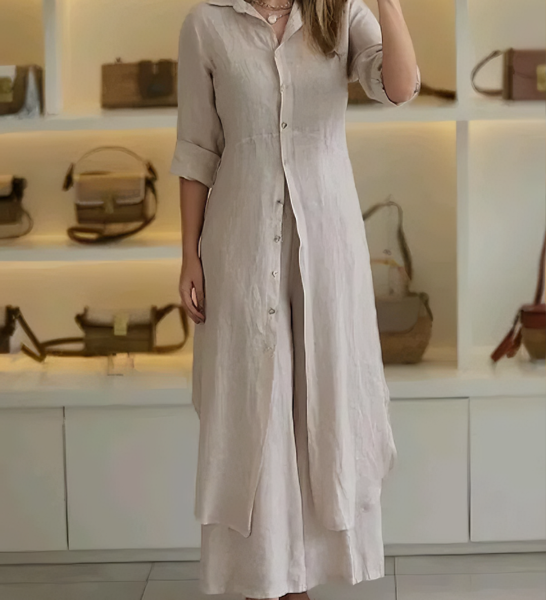 Vienna – Beiges Hemdblusenkleid in Maxilänge