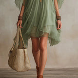 Gertrud – Salbeigrünes Lagenkleid mit Chiffonärmeln
