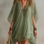 Gertrud – Salbeigrünes Lagenkleid mit Chiffonärmeln