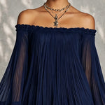 Friederike – Schulterfreies Chiffonkleid mit Glockenärmeln