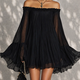 Gudrun – Schwarzes Chiffonkleid mit Glockenärmeln