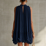 Anneliese – Marineblaues Chiffonkleid mit Volants