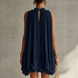 Anneliese – Marineblaues Chiffonkleid mit Volants