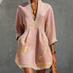 Karola – Rosafarbenes Tunika-Kleid mit Goldprint