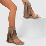 Eira - Elegante Sandalen mit Fransen