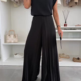 Marian - Elegant pleated ensemble